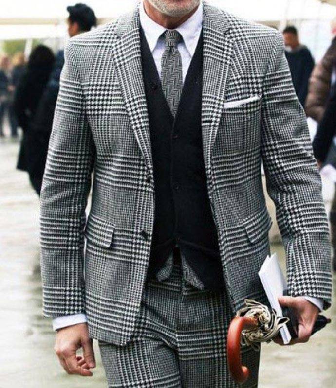 灰色格紋西服